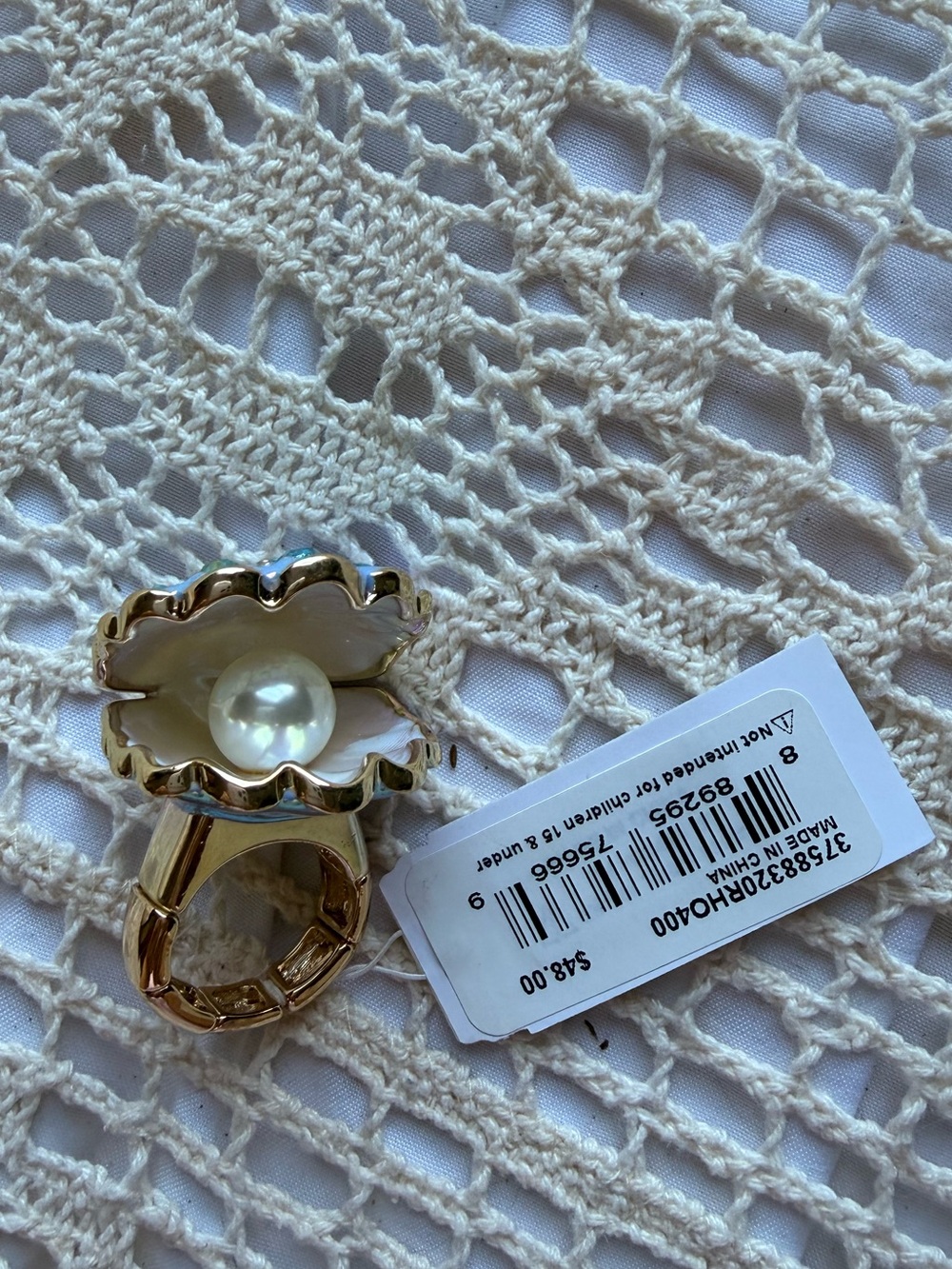 Betsey Johnson Sirens Cove Clam Shell Stretch Ring - Picture 7 of 9